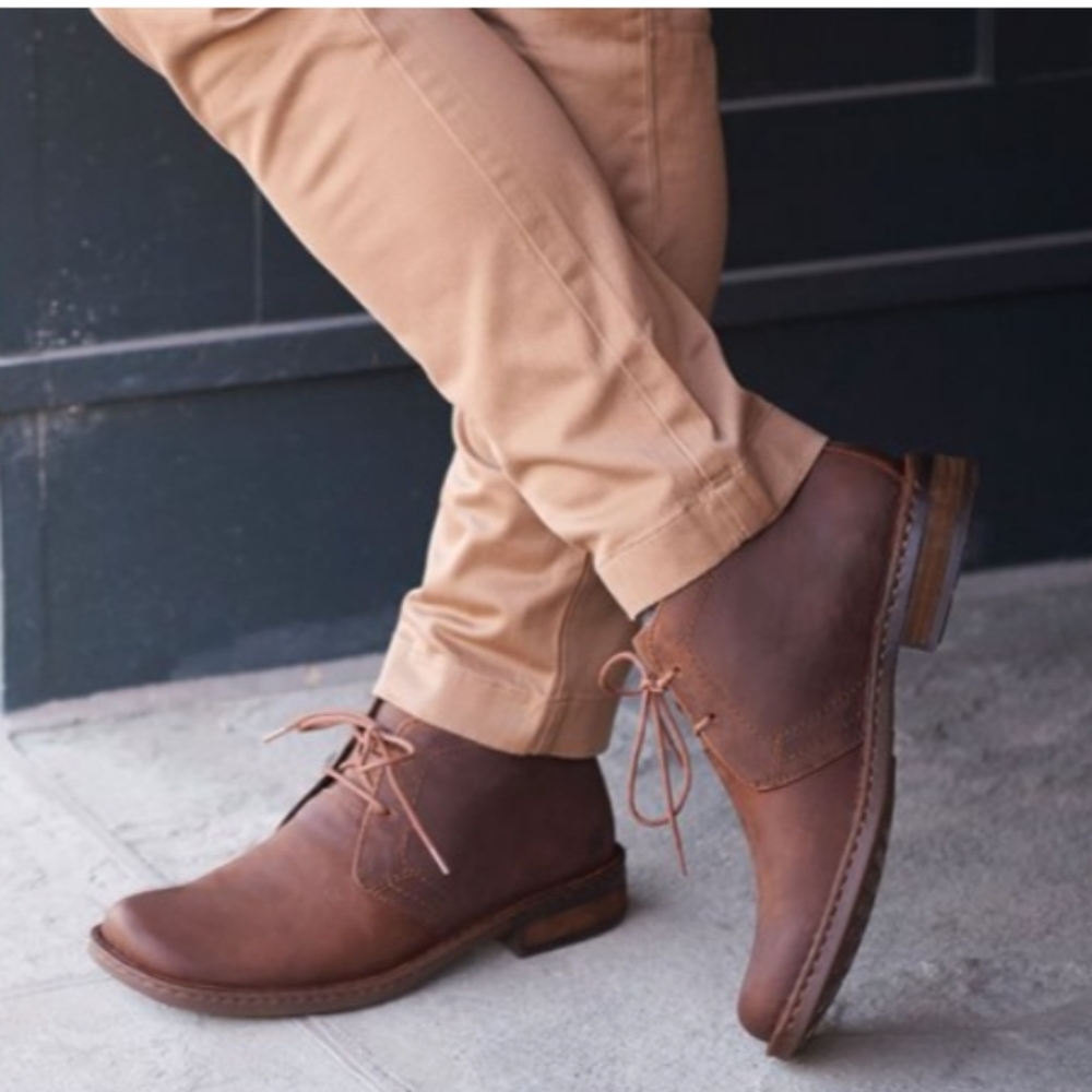 Born Harrison  classic chukka boot 12M